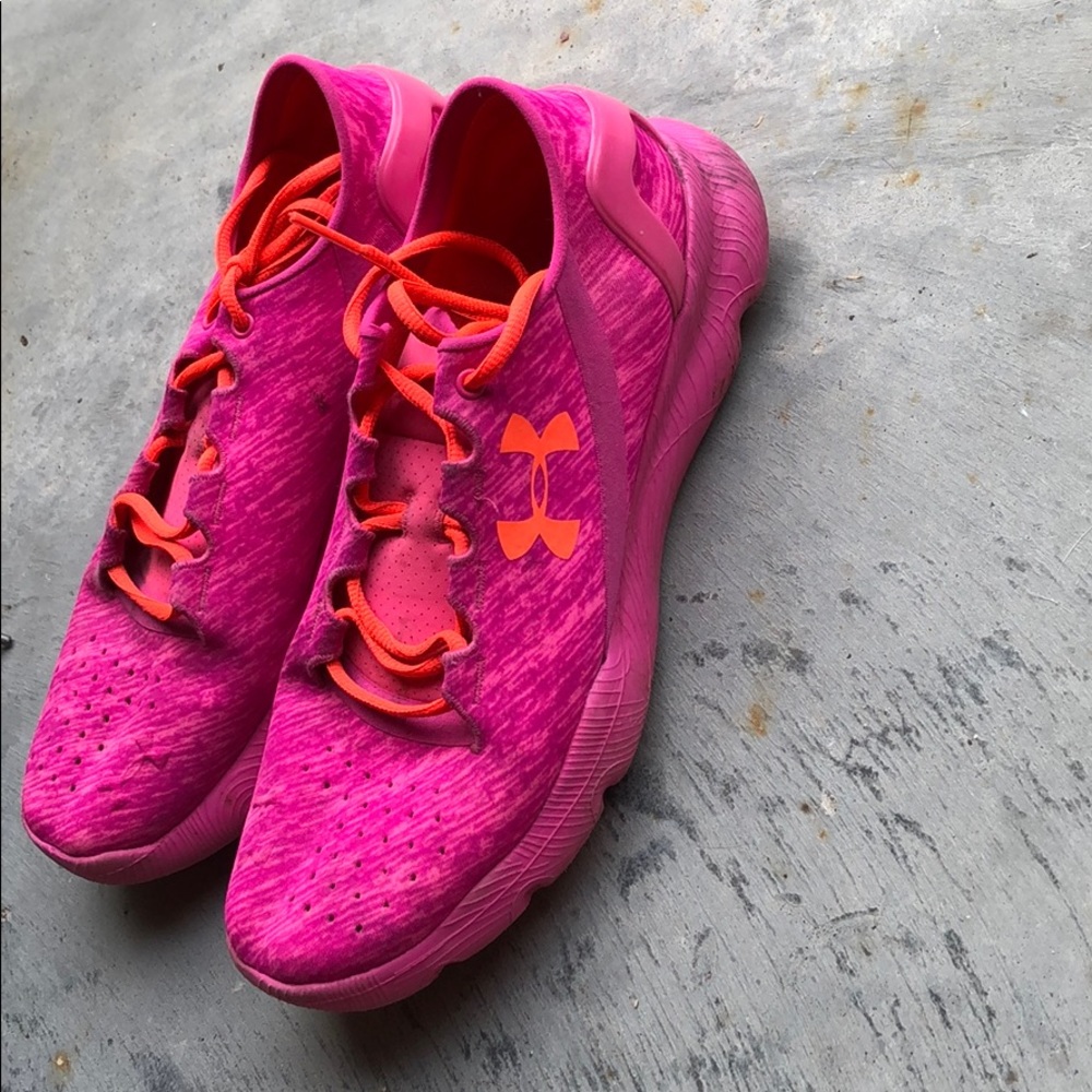 kids pink under armour shoes